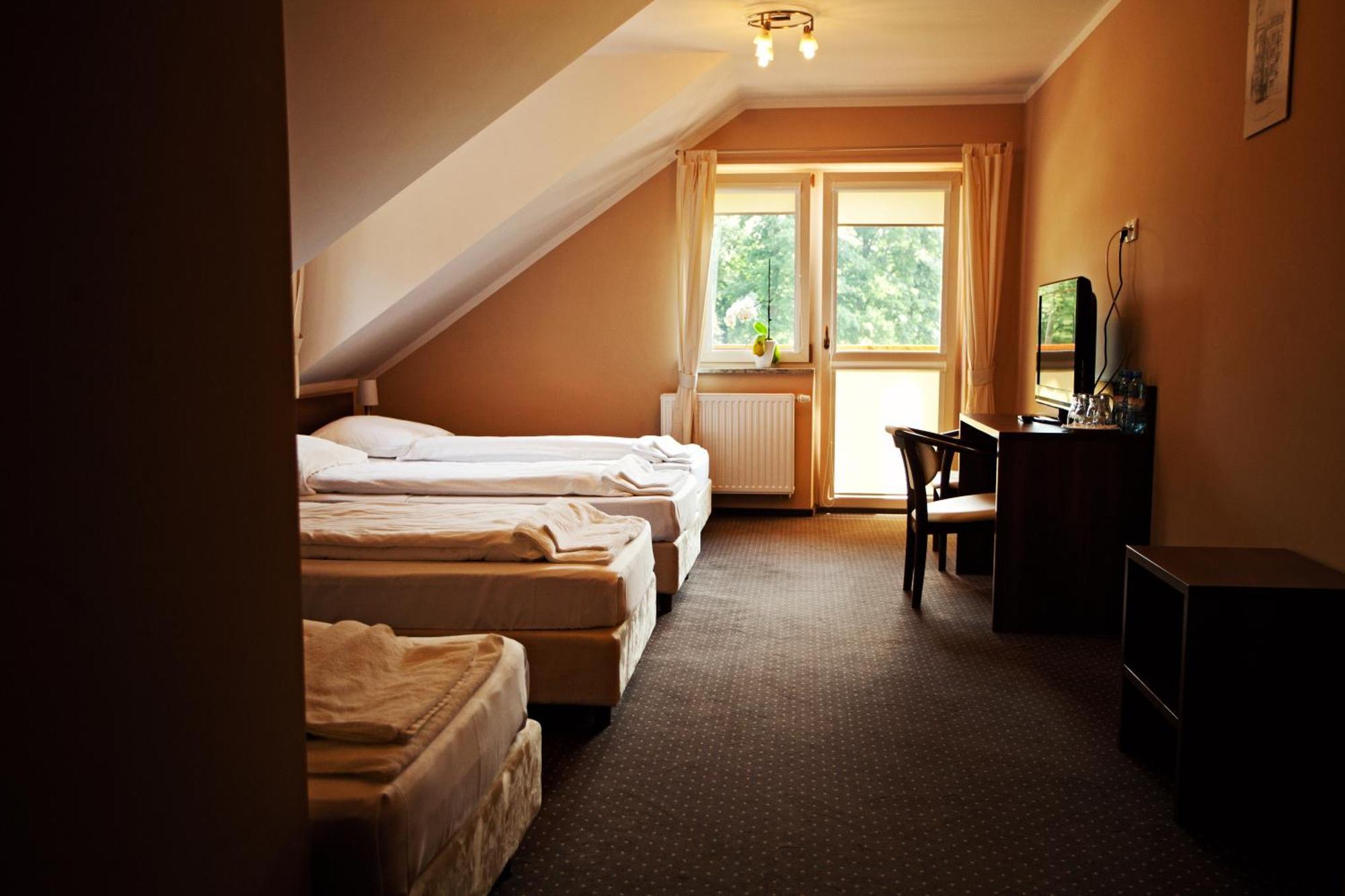Pensjonat Bartosz Żagań Kamer foto