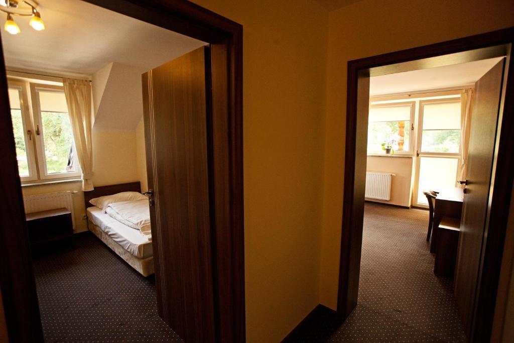 Pensjonat Bartosz Żagań Kamer foto